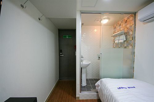 Star 2* Seoul